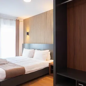 Apartahotel Marina & - Self Catering - By Tritoni, Gzira